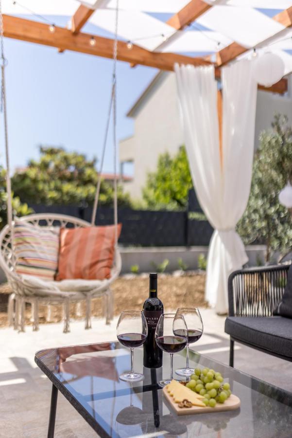 Villa Mamma Mia Kastela Exterior photo